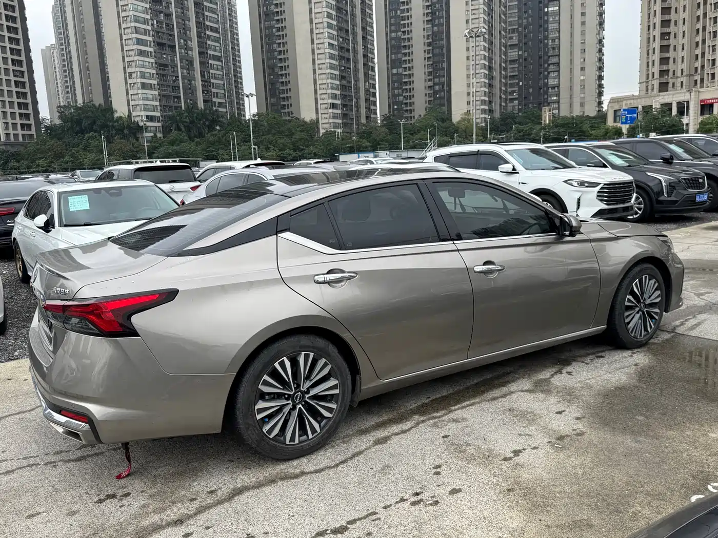 Nissan Teana 2022 2.0L XL-Upr Premium Edition фото 3