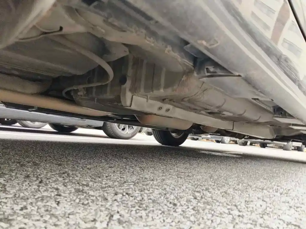 Фото 9 - Toyota Camry