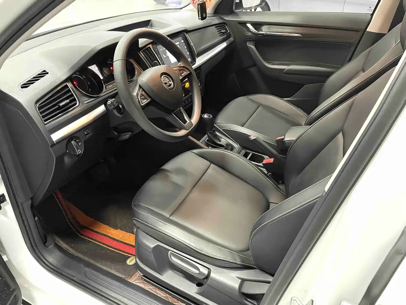 Škoda Kamiq 2023 Facelift 1.5L Auto Comfort Edition фото 5