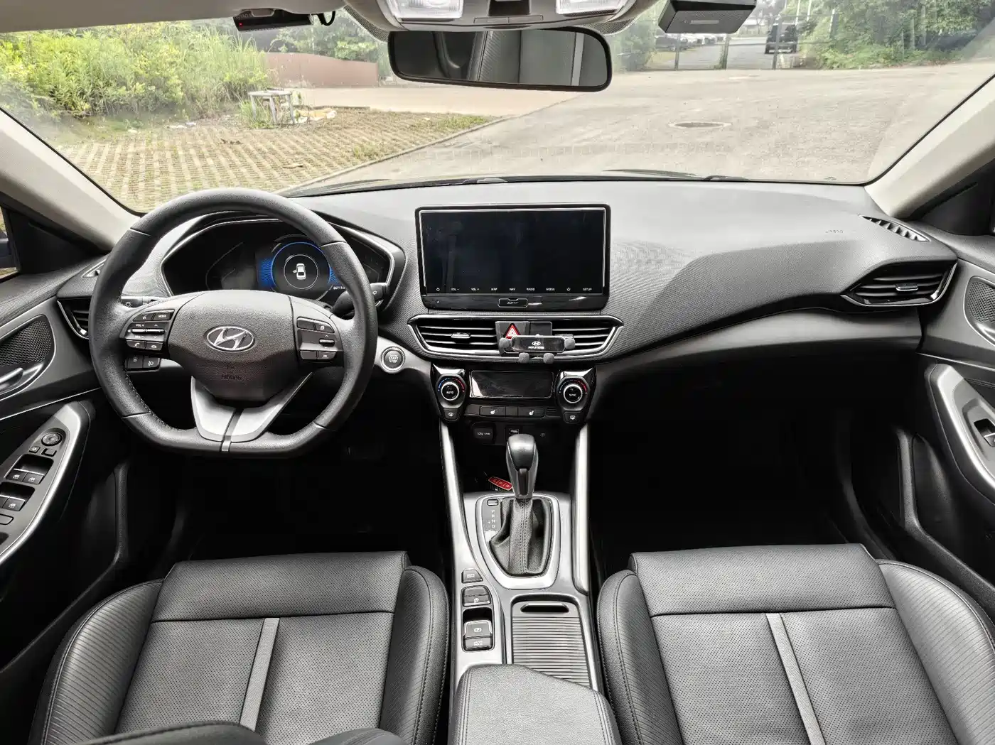 Hyundai Fista 2021 280TGDi DLX Luxury Edition фото 8