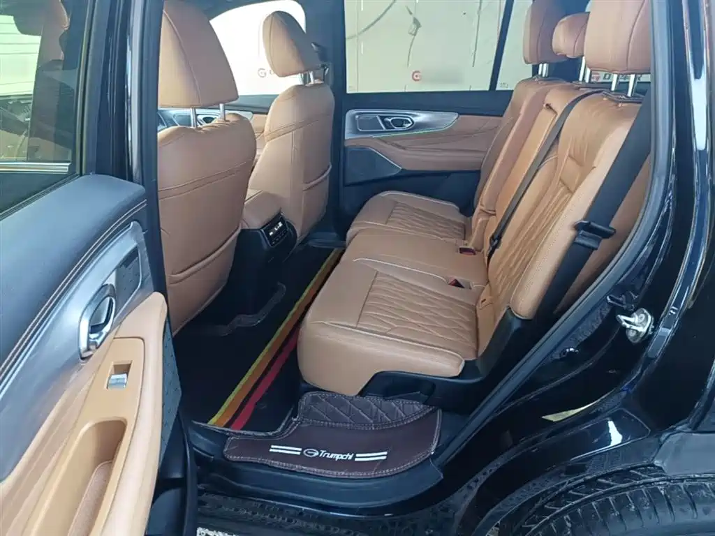 GAC Trumpchi Trumpchi GS8 2024 Navigator Series 2.0TGDI 4WD Luxury Smart Connect Edition фото 17