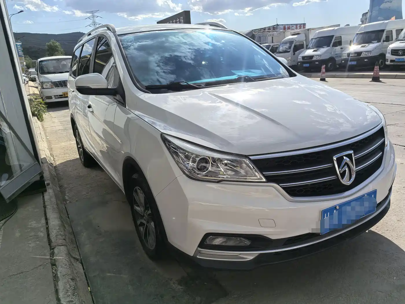 Baojun 730 2019 2019 1.5T CVT Fashion 7-Seater China V