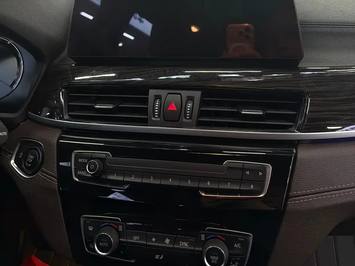 BMW X1 2021 xDrive25Li Exclusive фото 17