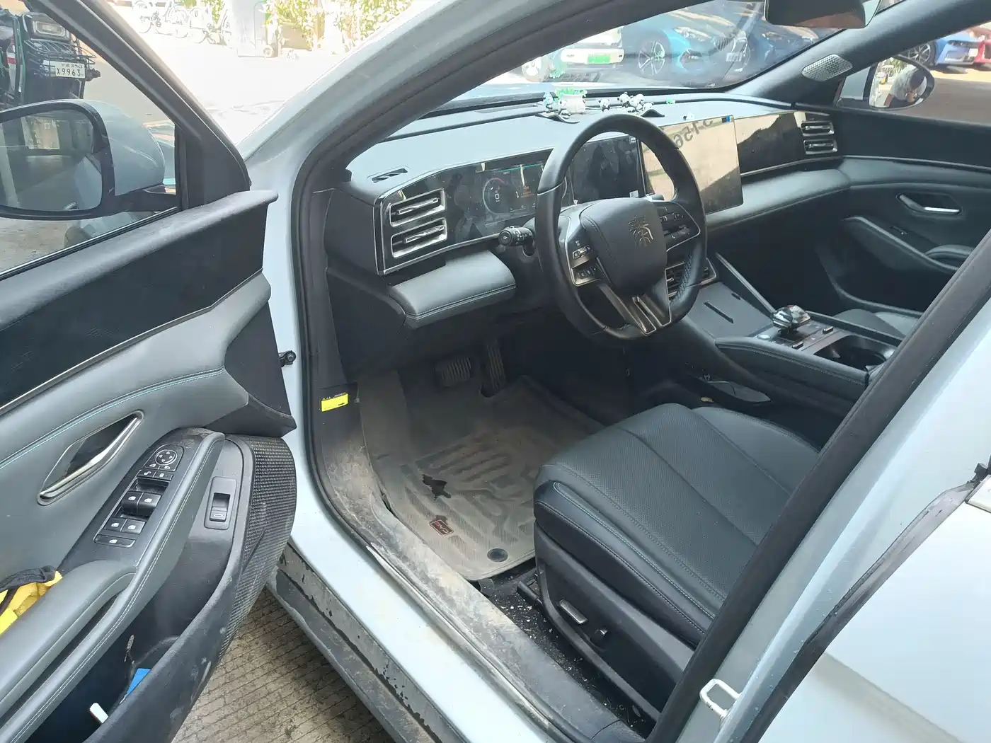 BYD Qin L 2024 2024 DM-i 120KM Leading