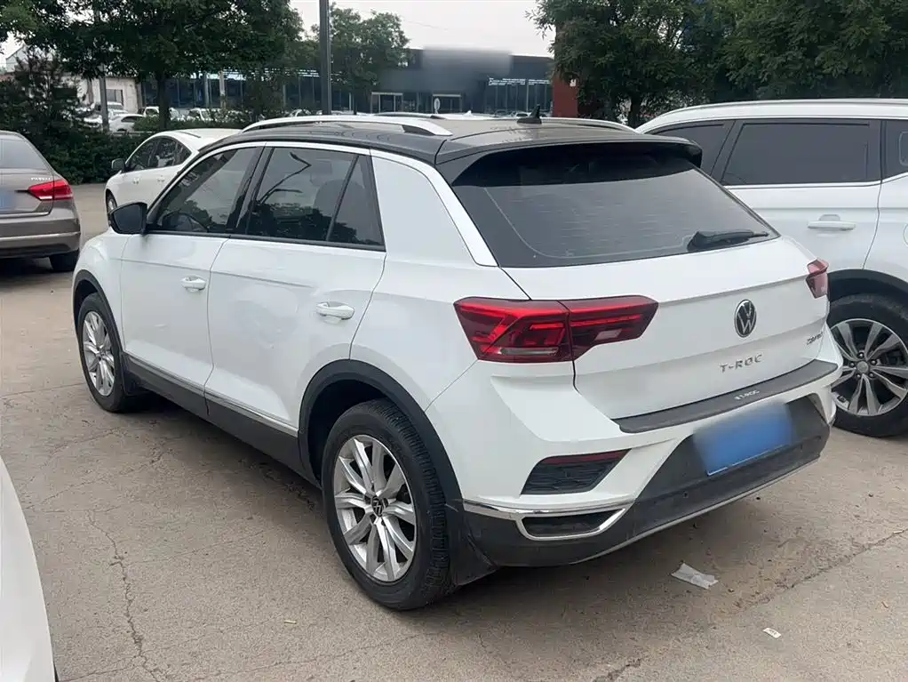 VOLKSWAGEN T-ROC EXPLORING SONGS