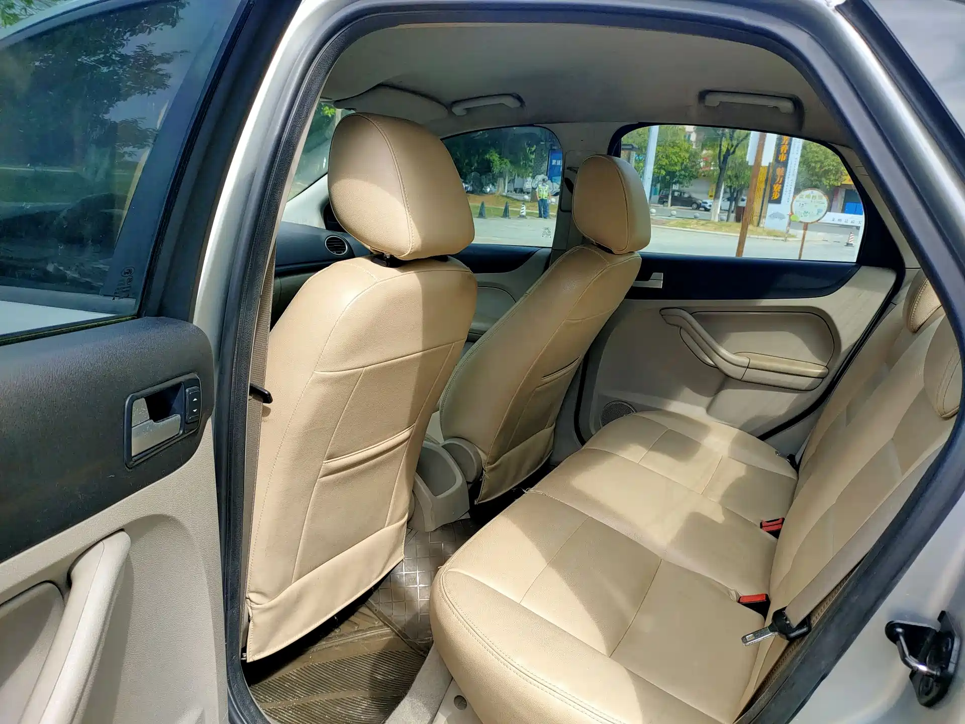 Фото 9 - Ford Focus