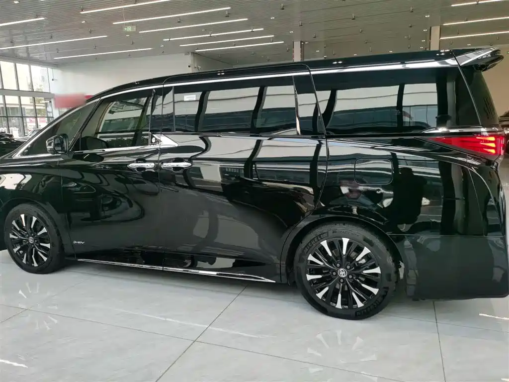Toyota Alphard 2024 Hybrid 2.5L Prestige Edition фото 21