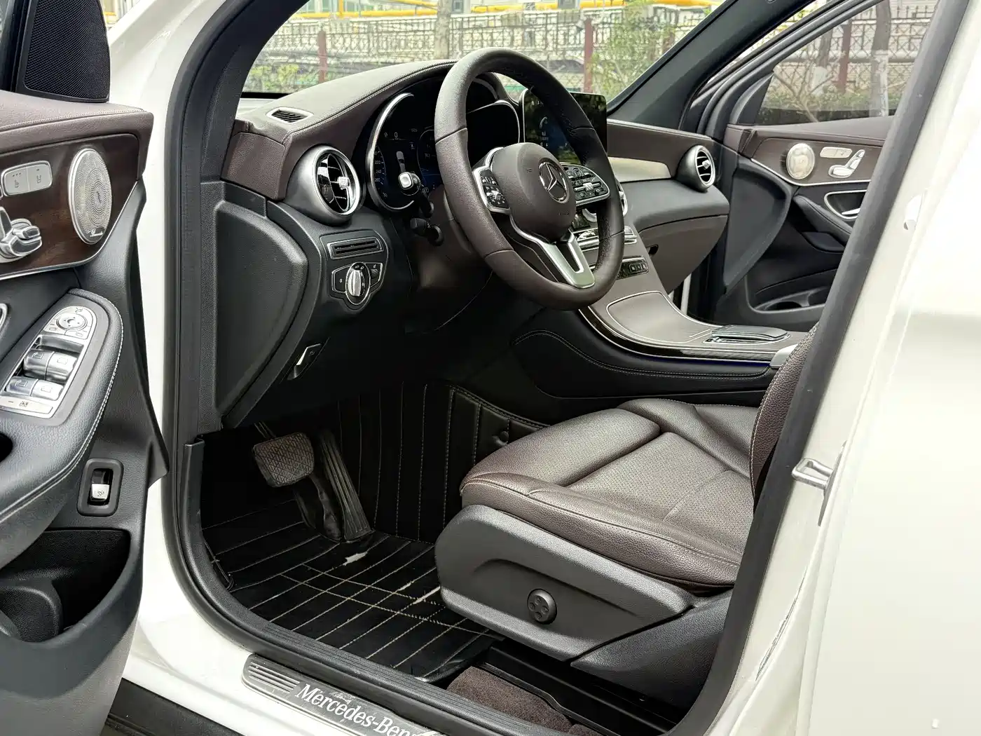 Mercedes-Benz GLC 2021 GLC 260 L 4MATIC Luxury фото 9