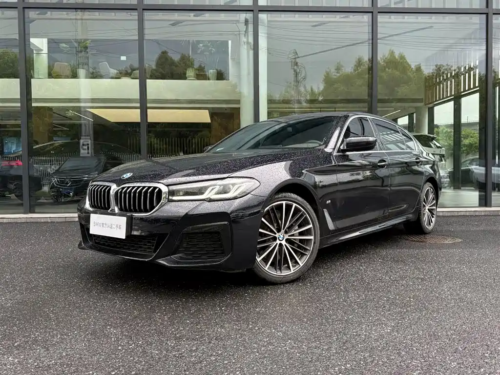BMW 5 Series 2022 Facelift 530Li Leading M Sport Package
