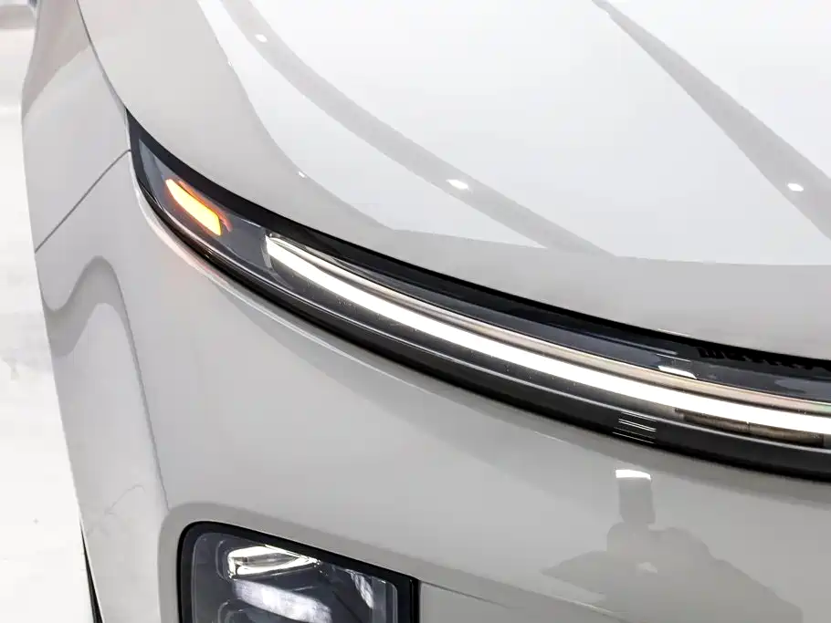Li Auto L6 2025 2025 Max Smart Renewal Edition