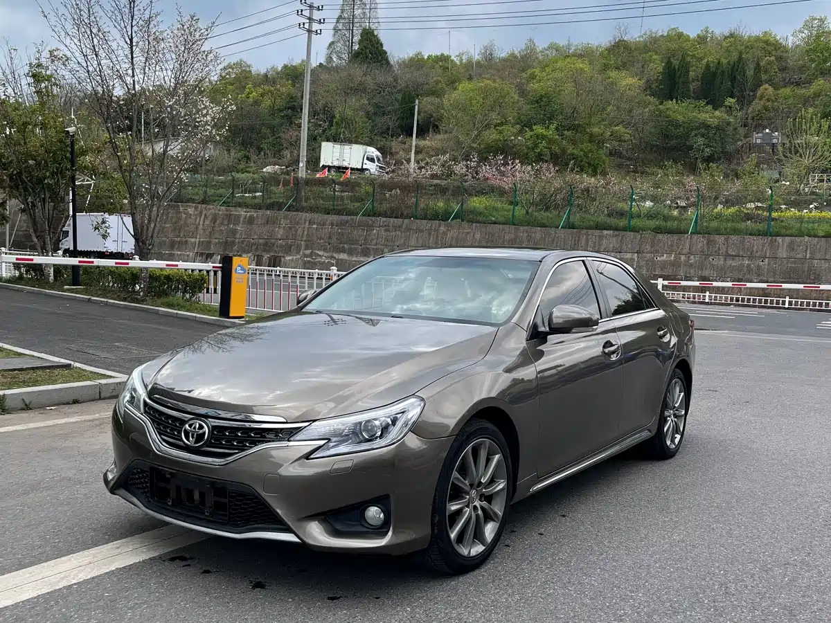 Toyota Reiz 2013 2.5V Premium Edition