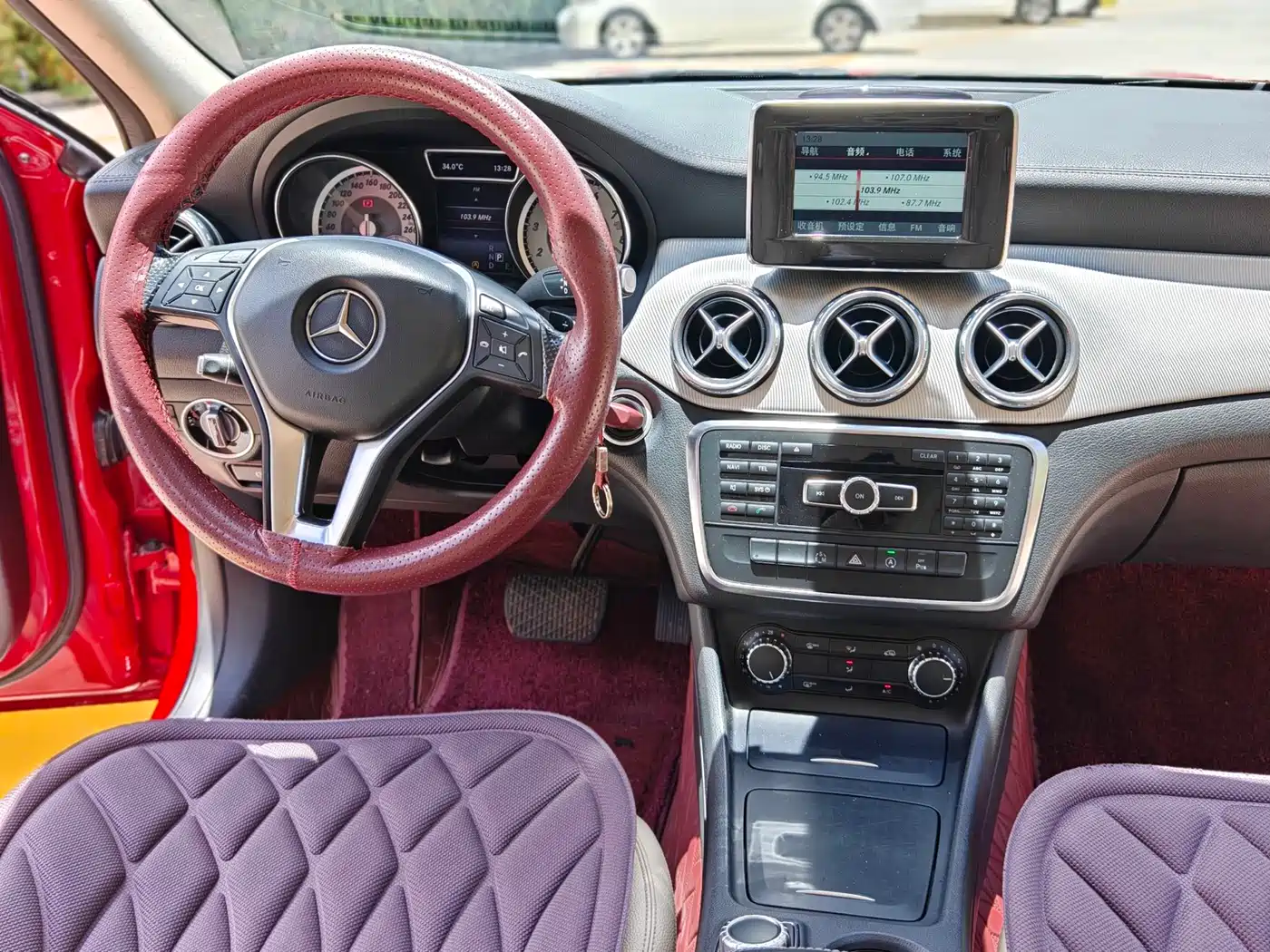 Mercedes-Benz GLA 2015 2015 GLA 200 Fashion