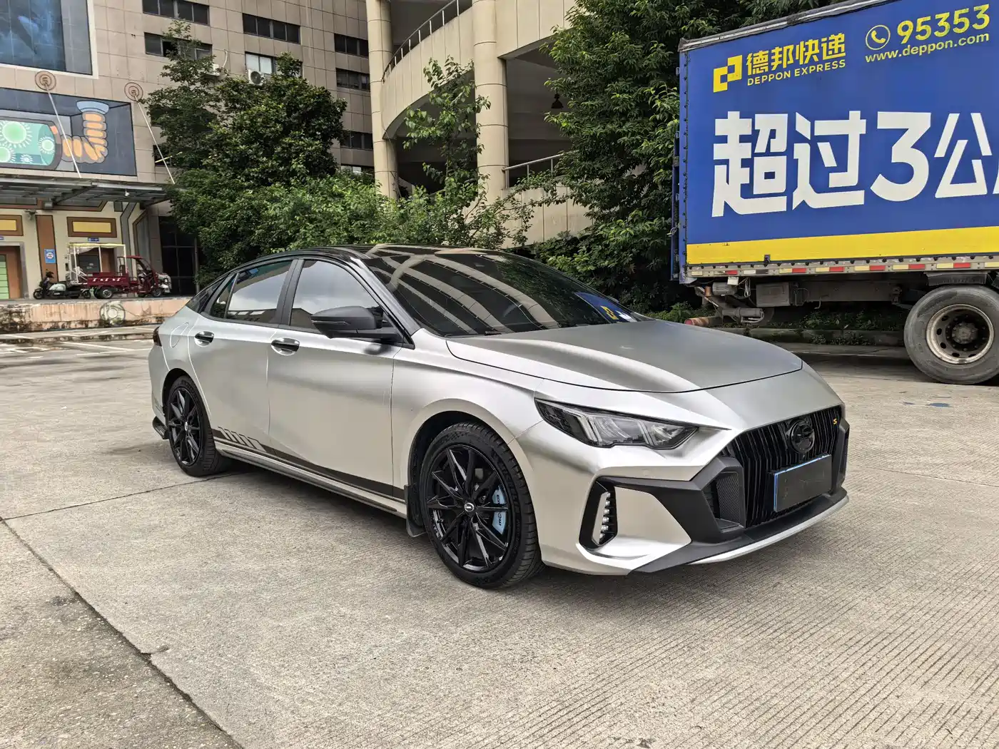 GAC Trumpchi Trumpchi Emkoo 2023 270T DCT J16 Edition фото 3