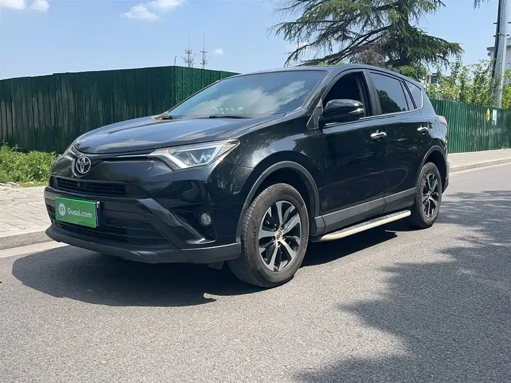 Toyota RAV4 Rongfang 2016 2.0L CVT 2WD Trend (China V) фото 2