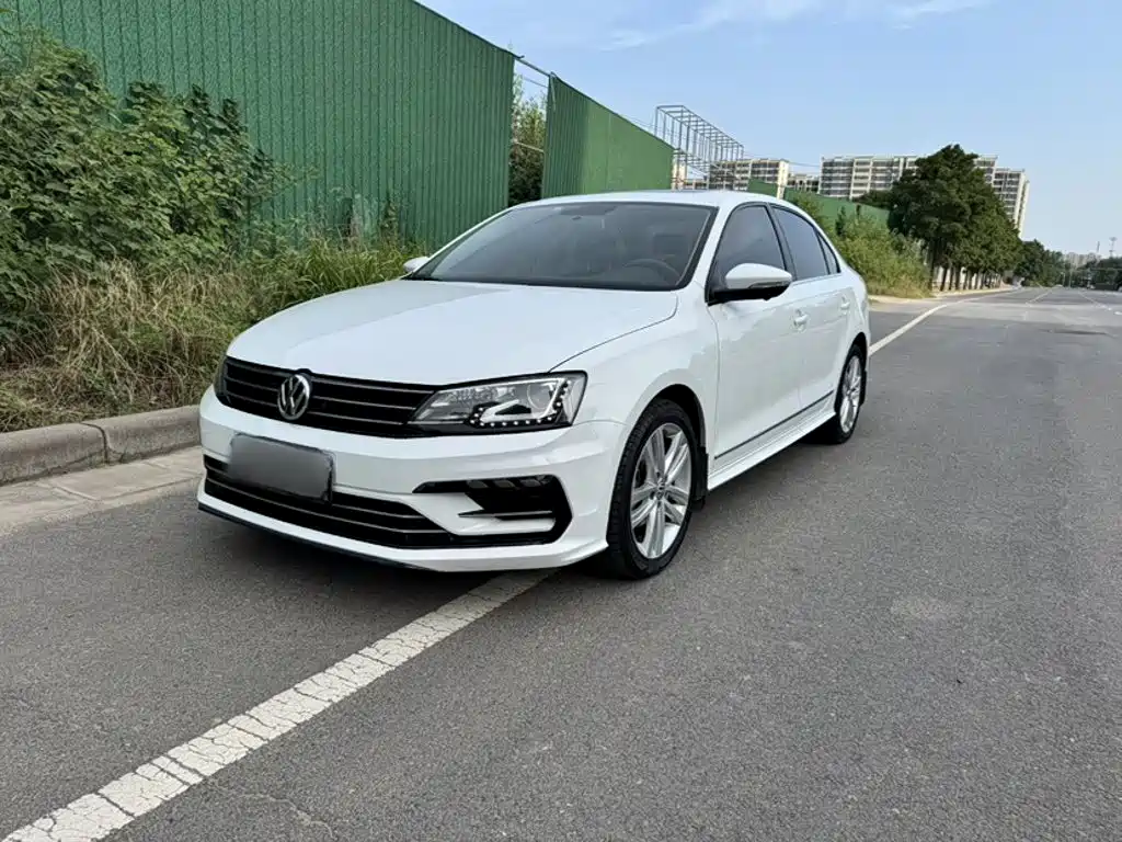 Volkswagen Sagitar 2018 280TSI DSG Spark Edition