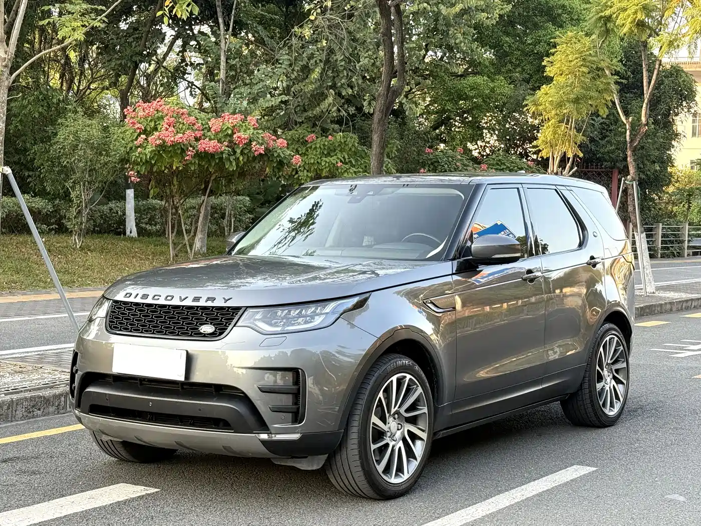 Land Rover Discovery 2017 3.0 SC V6 SE