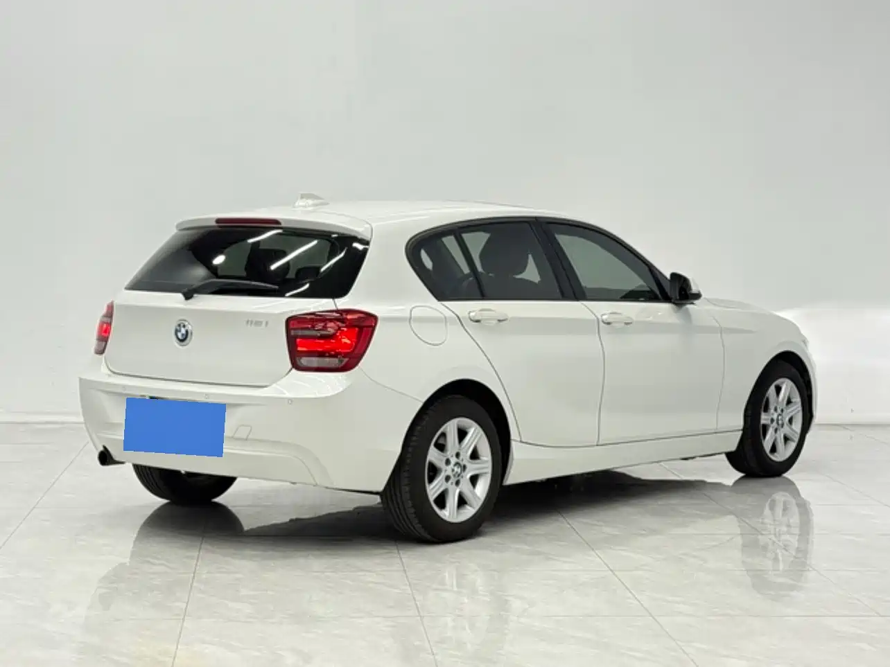 BMW 1 Series (Import) 2013 Facelift 116i Leading Model фото 8