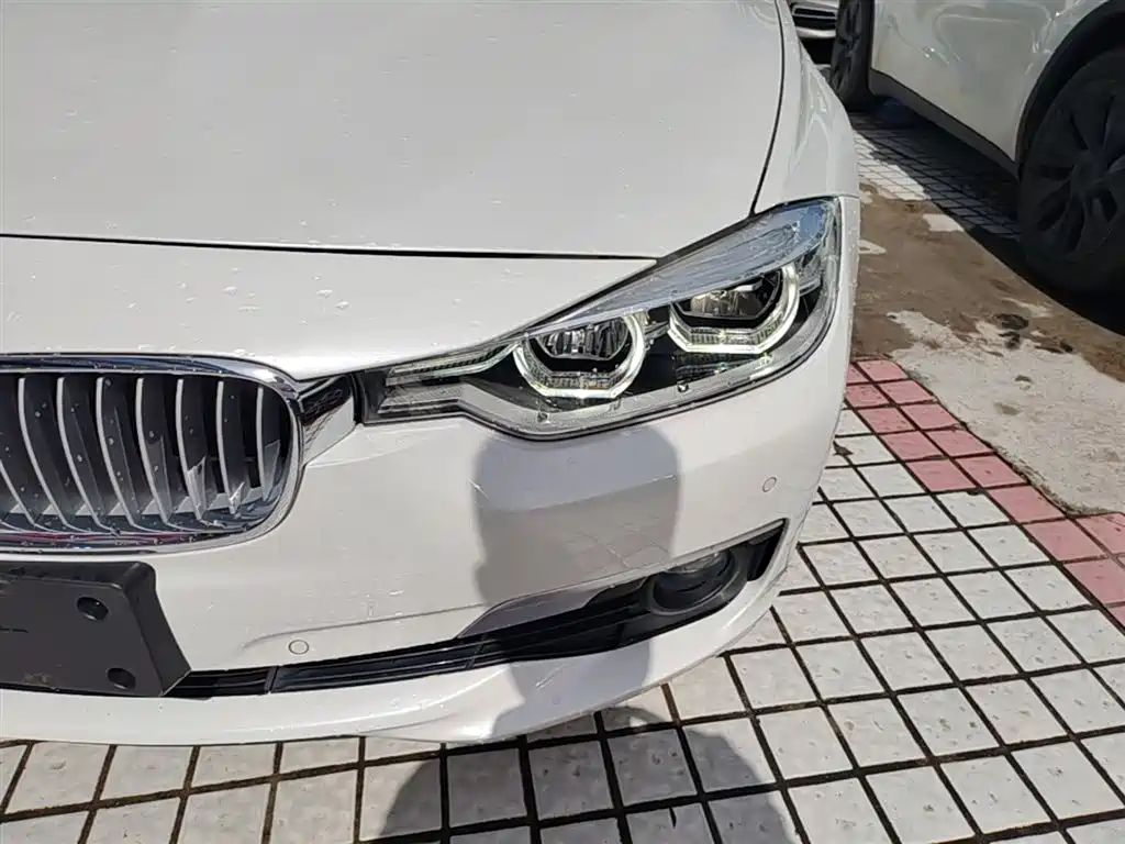 BMW 3 Series 2018 320Li Fashion Style фото 24