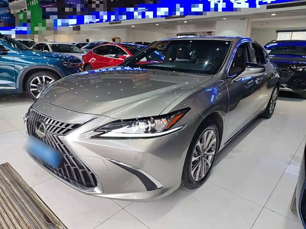 Lexus ES 2022 200 Excellence Edition фото 2