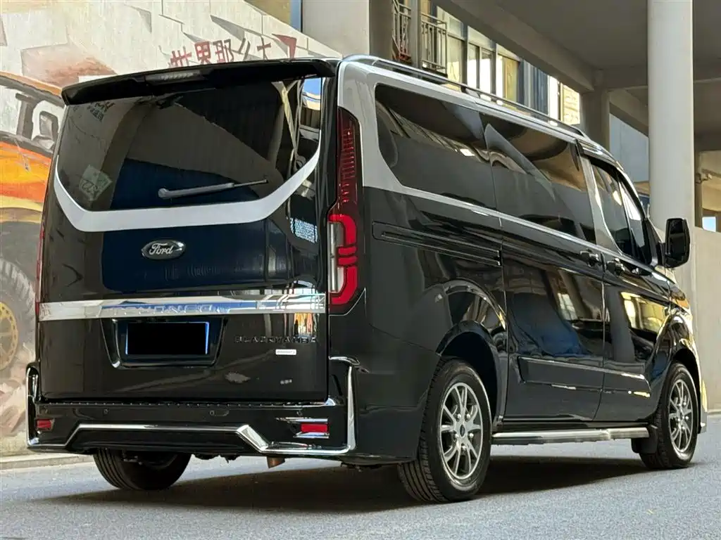 Ford Tourneo 2024 Model 2.0T Auto Supreme Plus Edition фото 5
