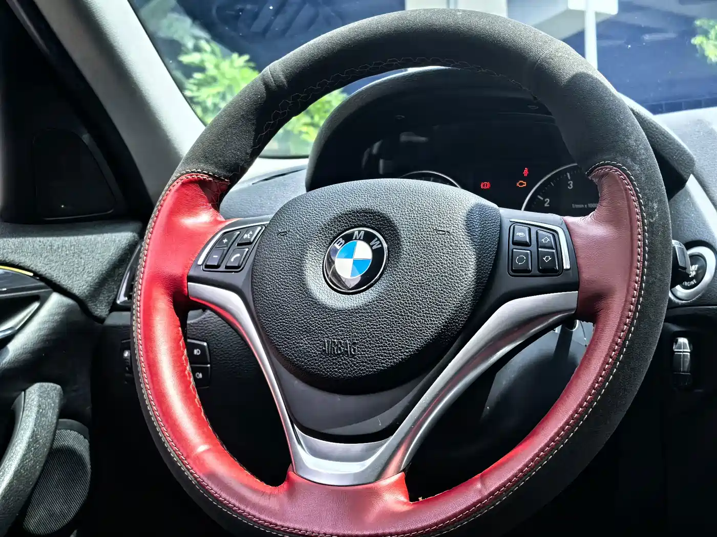 Фото 27 - BMW X1