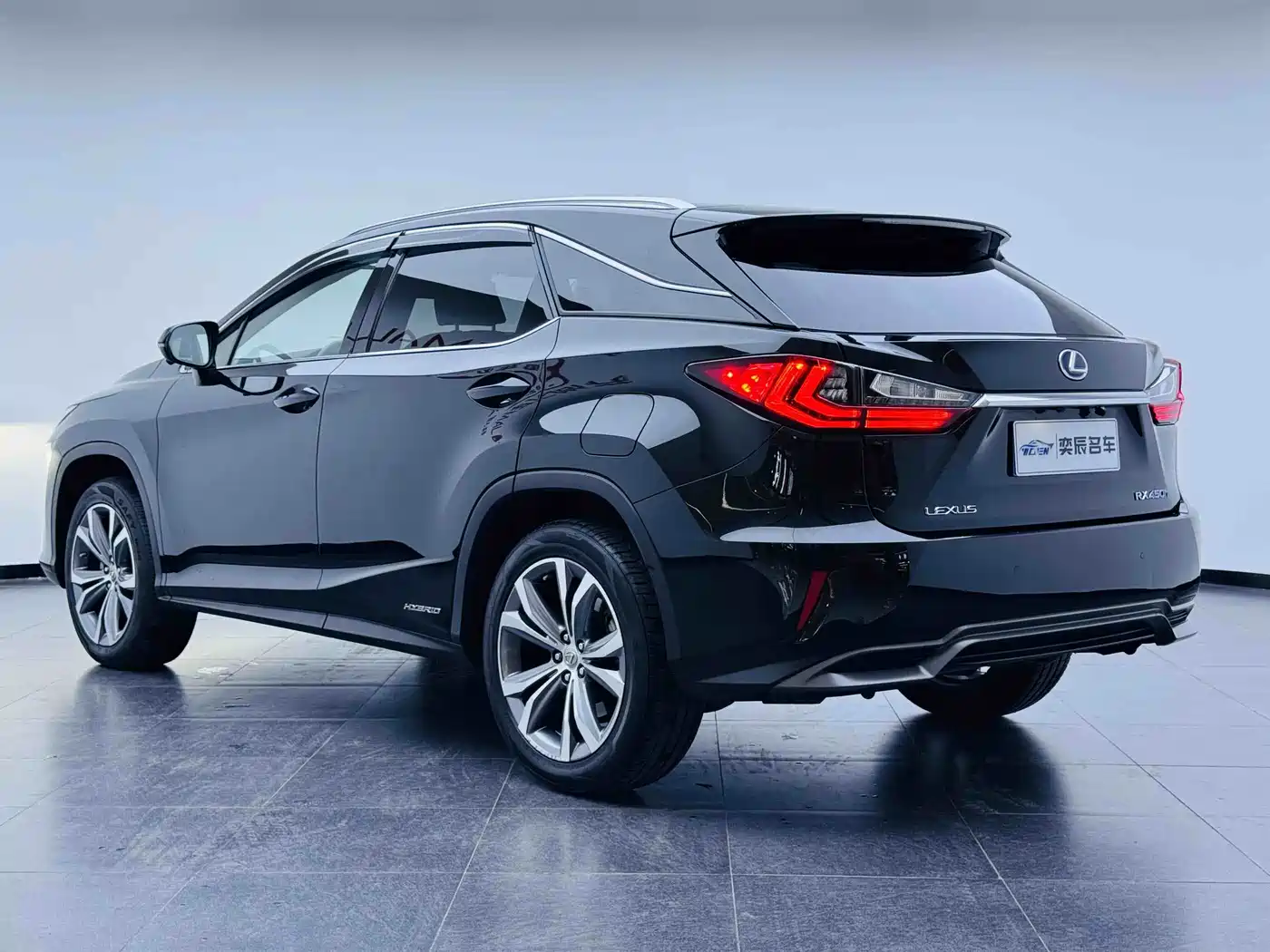 Lexus RX 2016 450h 4WD Elegance Edition фото 4