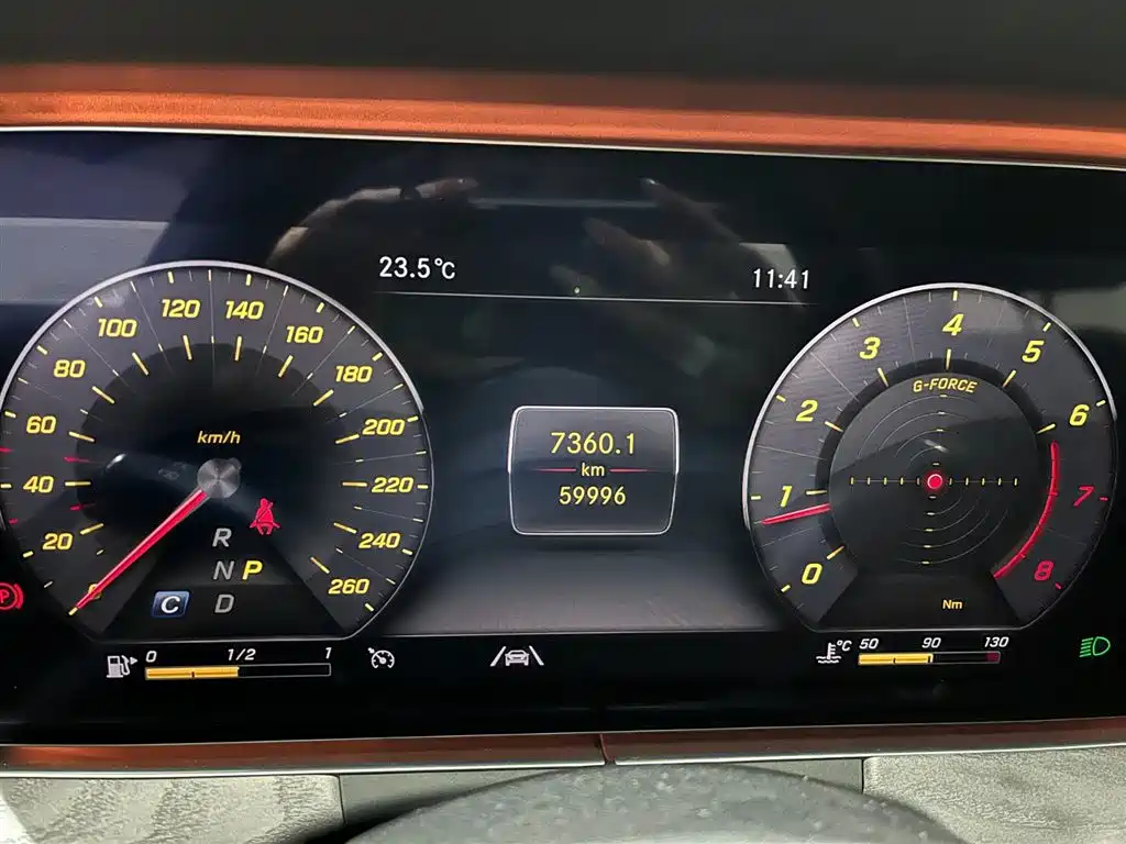 Mercedes-Benz CLS 2020 CLS 300 Luxury фото 11