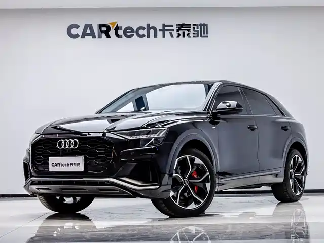  Audi Audi Q8 2022 55 TFSI Luxury Dynamic
