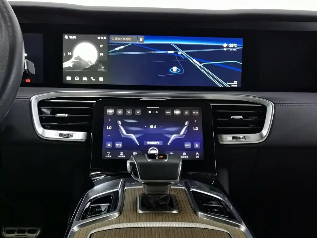 Hongqi E-HS9 2021 510km Flagship Edition 4-seater фото 12