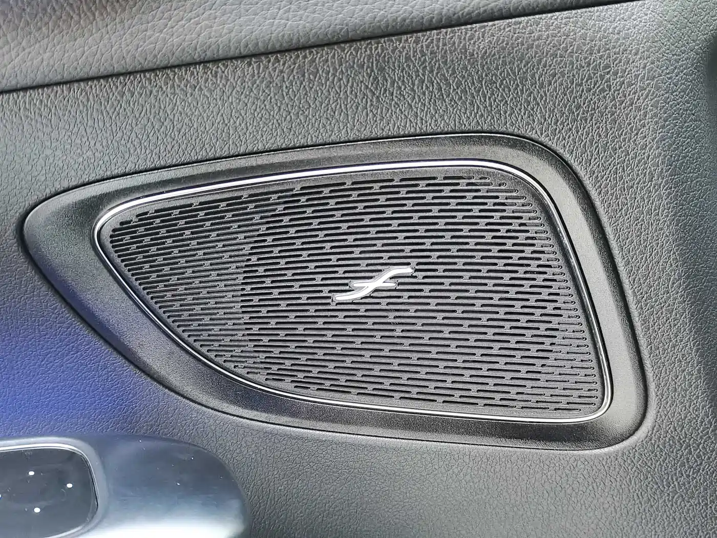 Mercedes-Benz C-Class 2024 Facelift C 260 L Sport фото 21