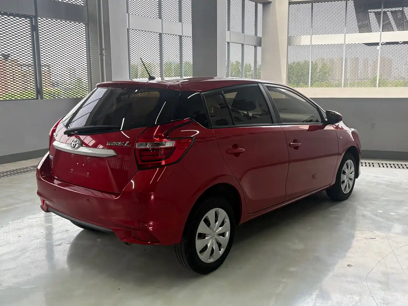 Toyota YARiS L Zhi Xuan 2016 Facelift 1.5E CVT Charming Edition фото 12