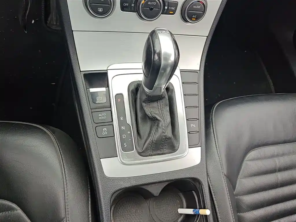 Volkswagen Magotan 2015 1.8TSI Leading фото 21