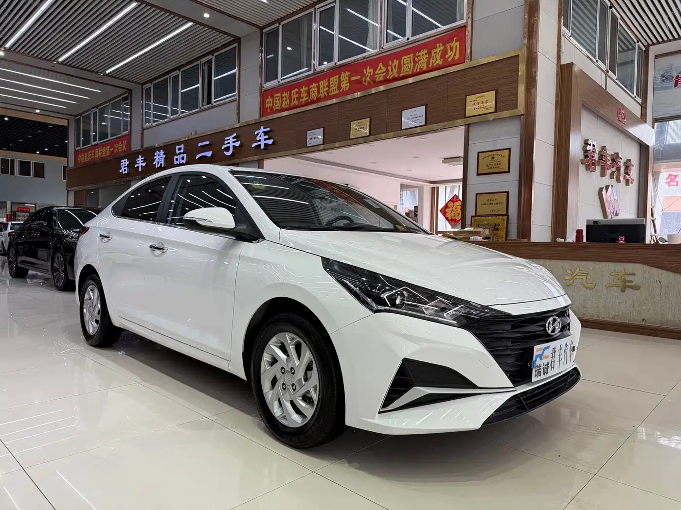 Hyundai Verna 2020 1.4L CVT GLS Cool Edition фото 3
