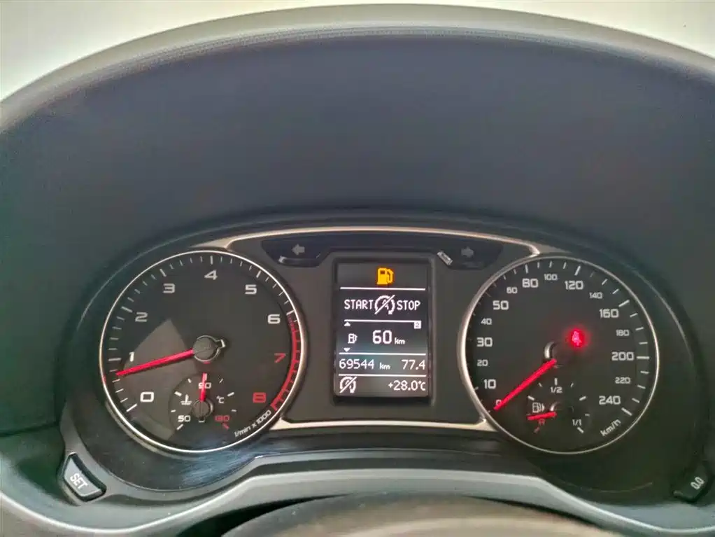 Audi A1 2016 30 TFSI Sportback Design Style Edition фото 11