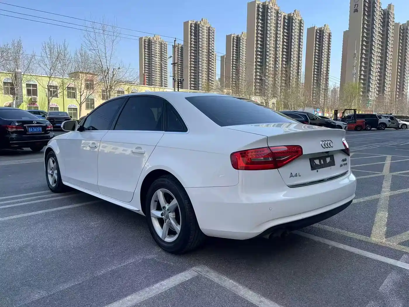 Audi A4L 2013 35 TFSI Automatic Standard фото 9