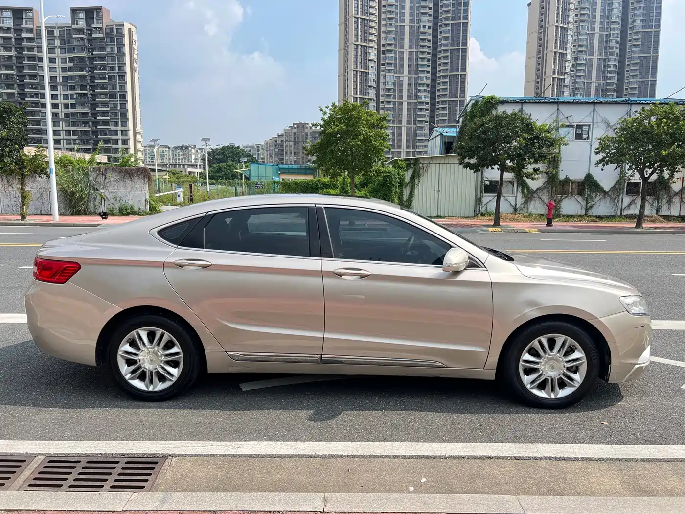 Geely Borui 2016 2015 2.4L Comfort
