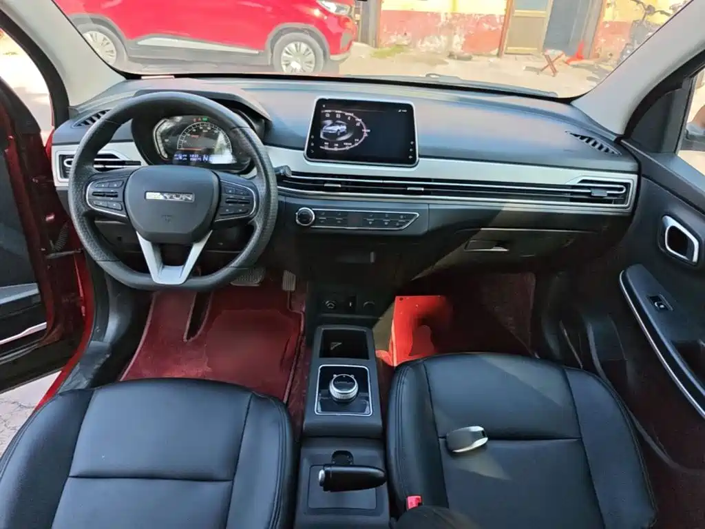 Dayun Yuehu 2022 2022 30.66kWh 2WD Standard Edition