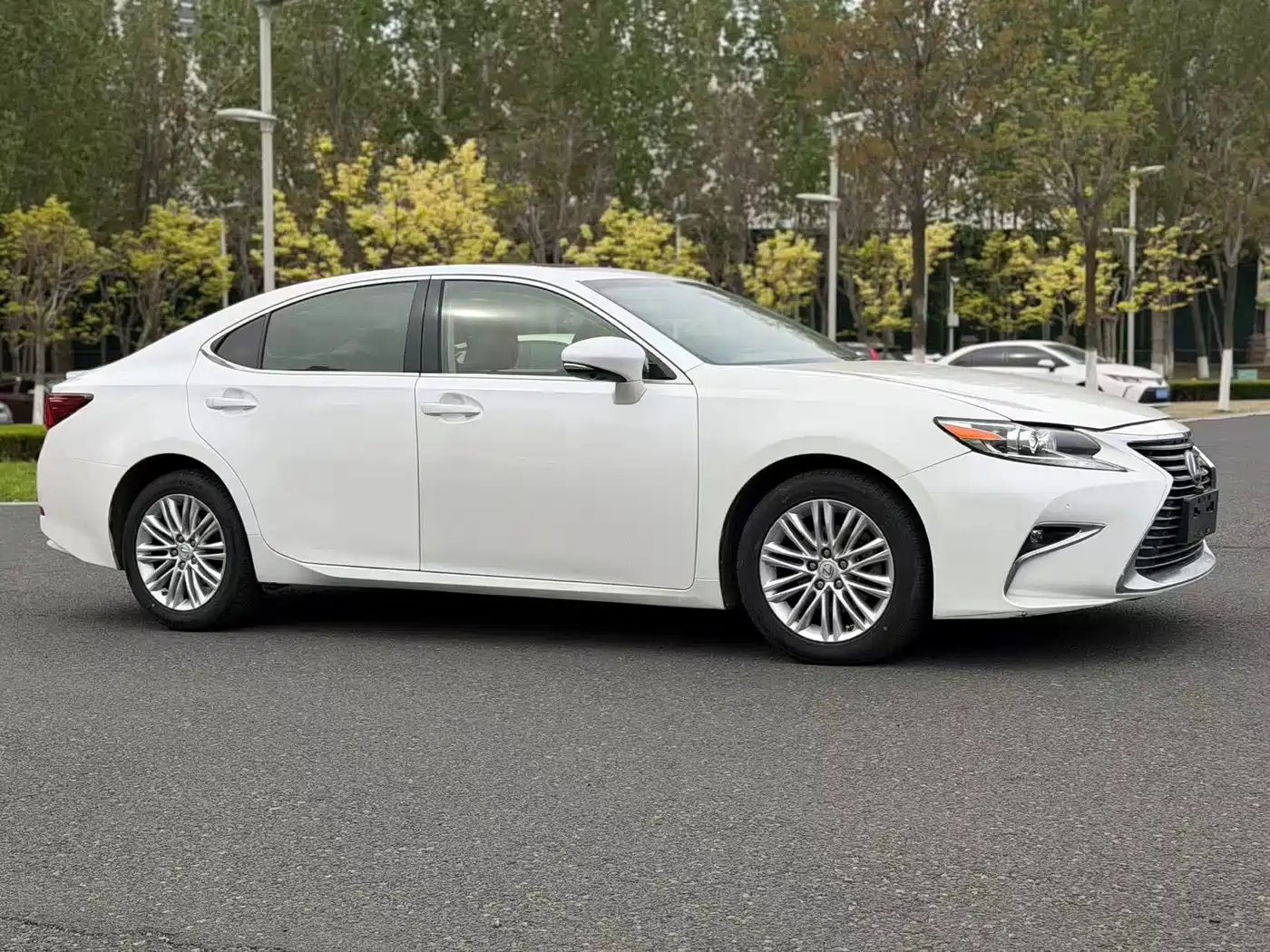 Lexus ES 2015 200 Elite Edition фото 5