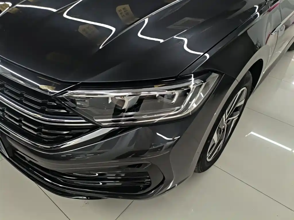 Volkswagen Sagitar 2023 300TSI DSG Surpassing Edition фото 24