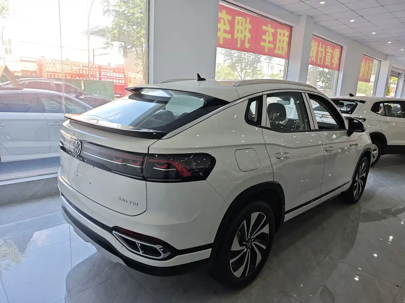 Volkswagen Tayron X 2024 330TSI 2WD Premium High-Performance Edition фото 5
