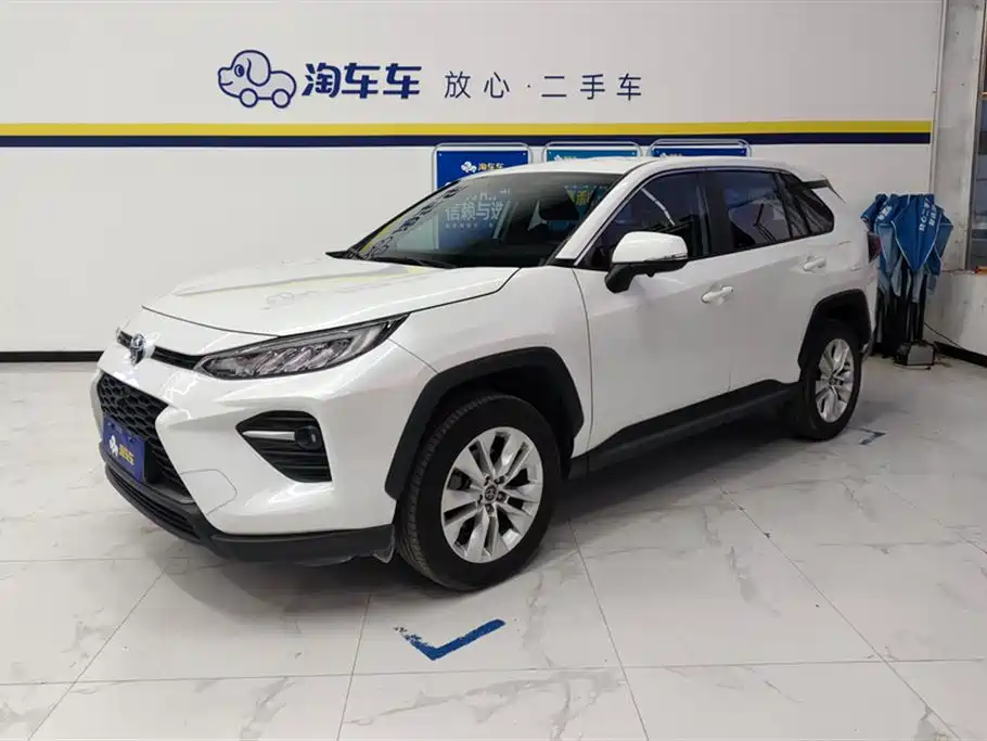 Toyota Wildlander 2022 Facelift 2.0L CVT 2WD Leading Edition