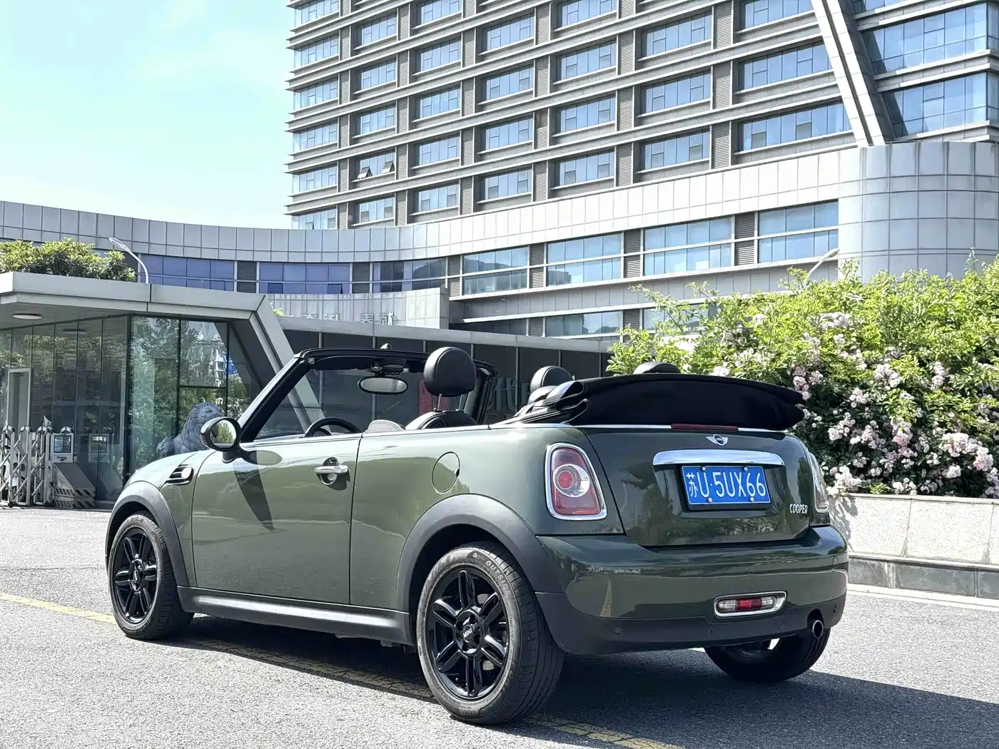 MINI 2012 1.6L COOPER Convertible Highgate фото 9