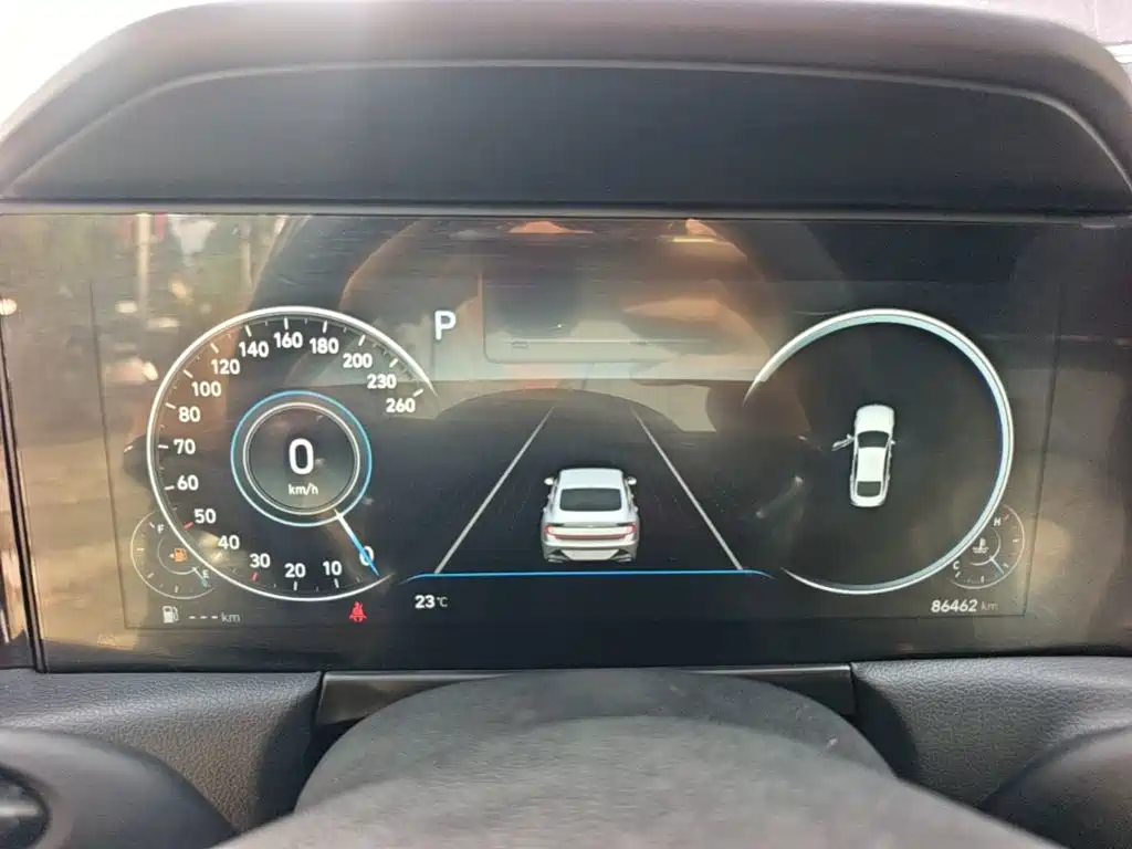 صورة 12 - Hyundai Sonata