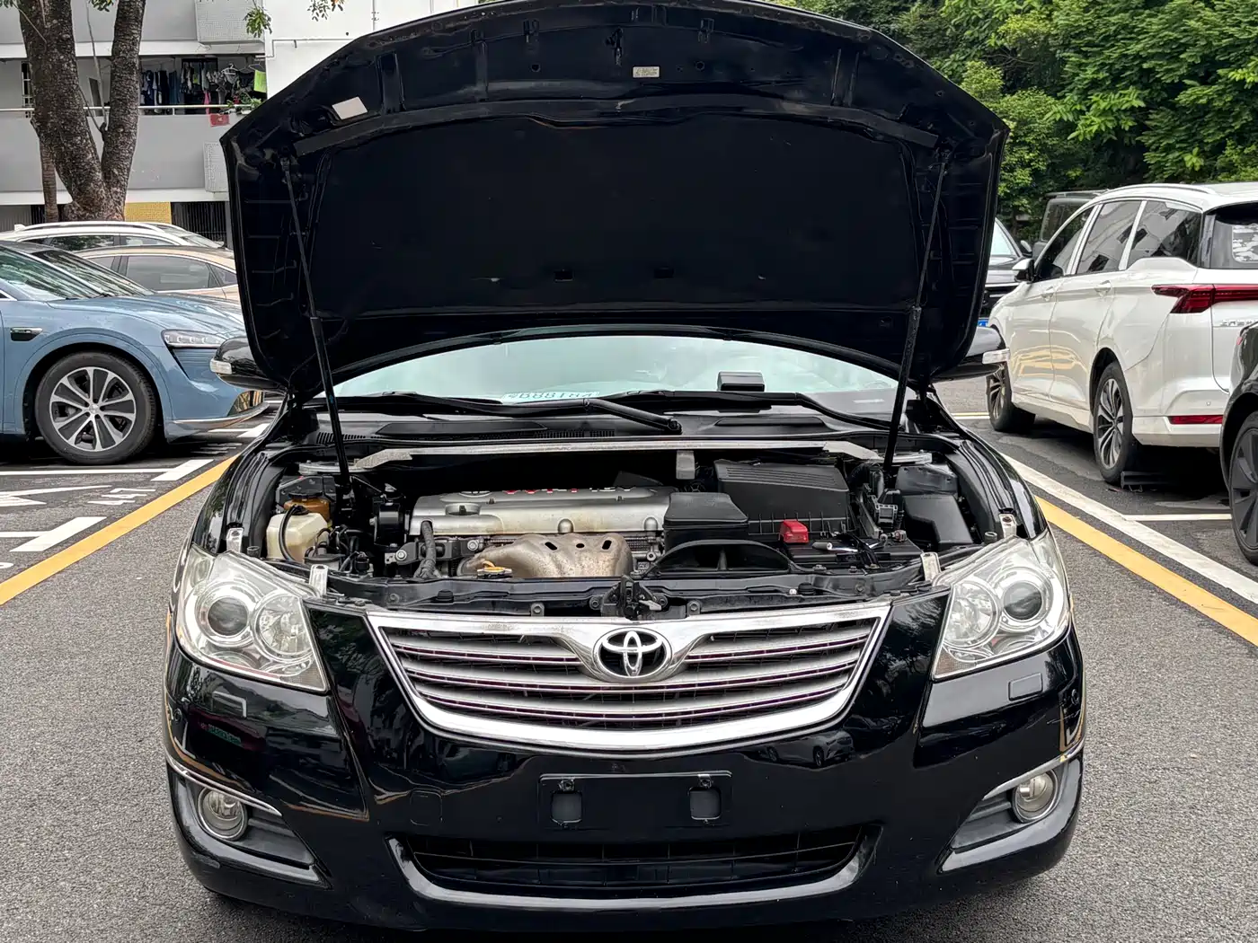 Фото 16 - Toyota Camry