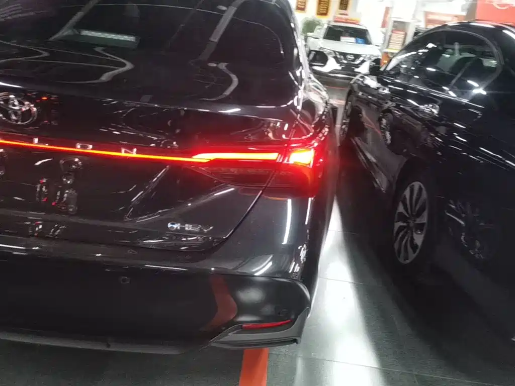 Toyota Avalon 2024 Hybrid 2.0L Luxury Edition фото 8