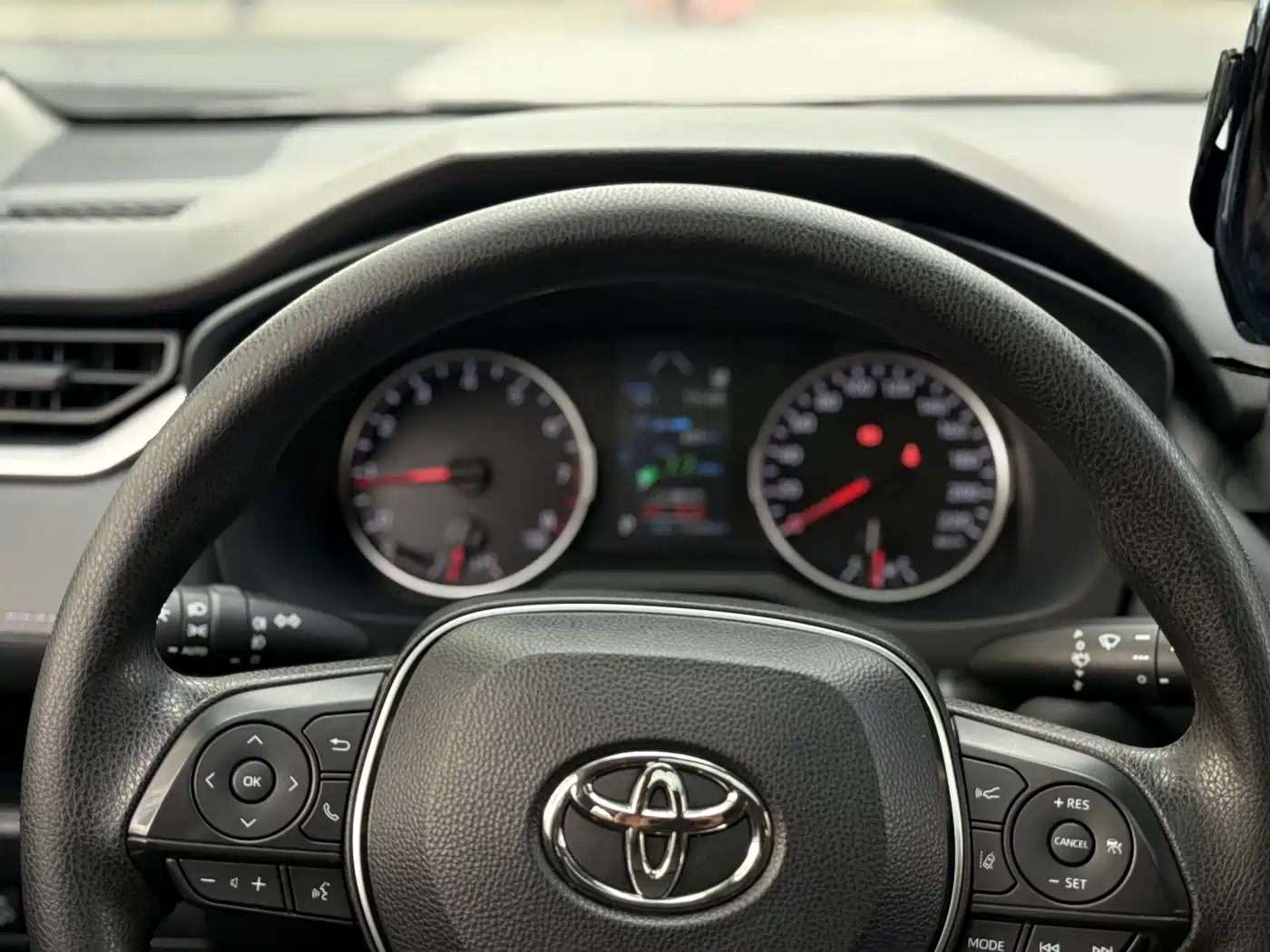 Toyota Wildlander 2020 2.0L CVT AWD Luxury Edition фото 7