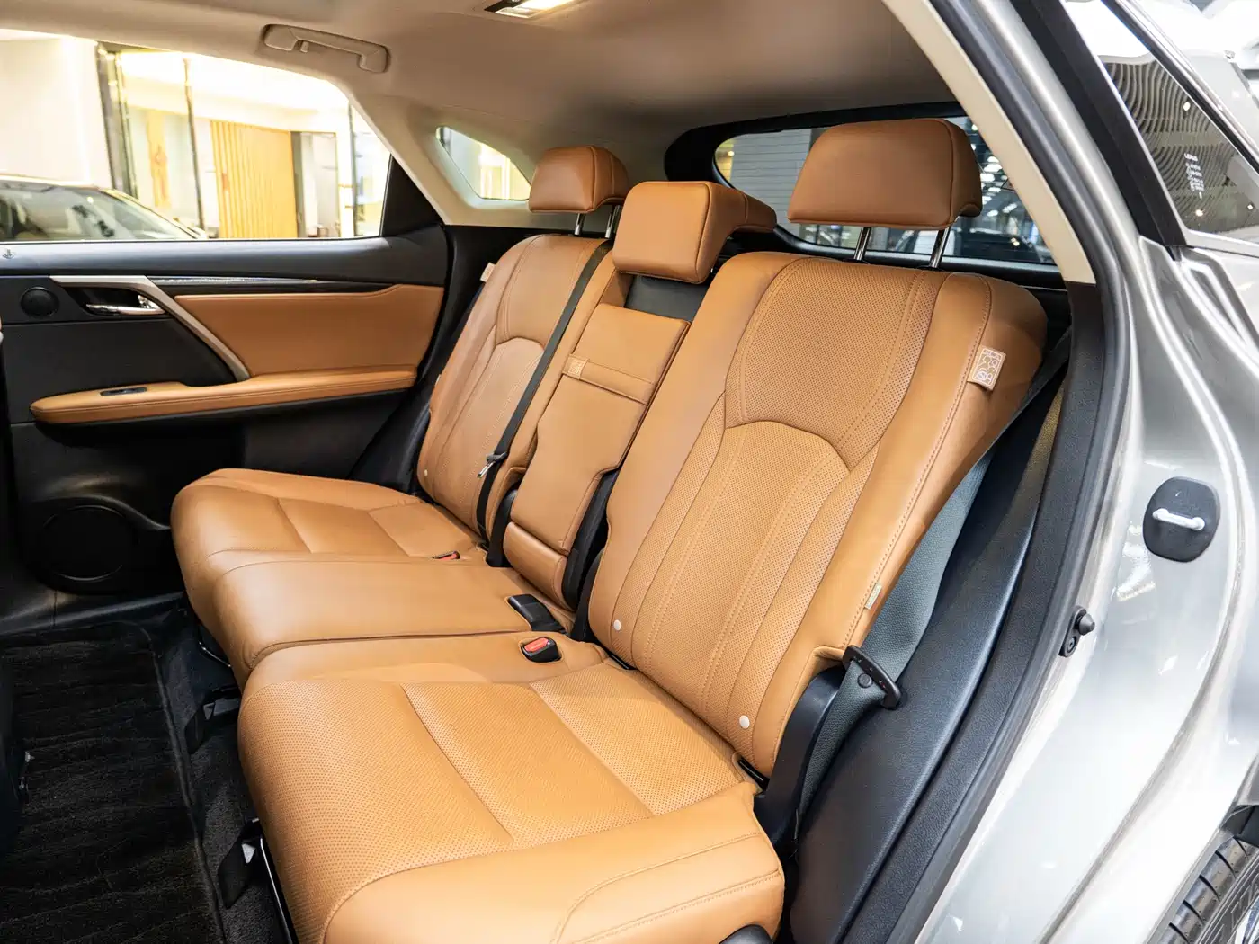 Lexus RX 2020 Facelift 300 AWD Elegance Edition фото 12