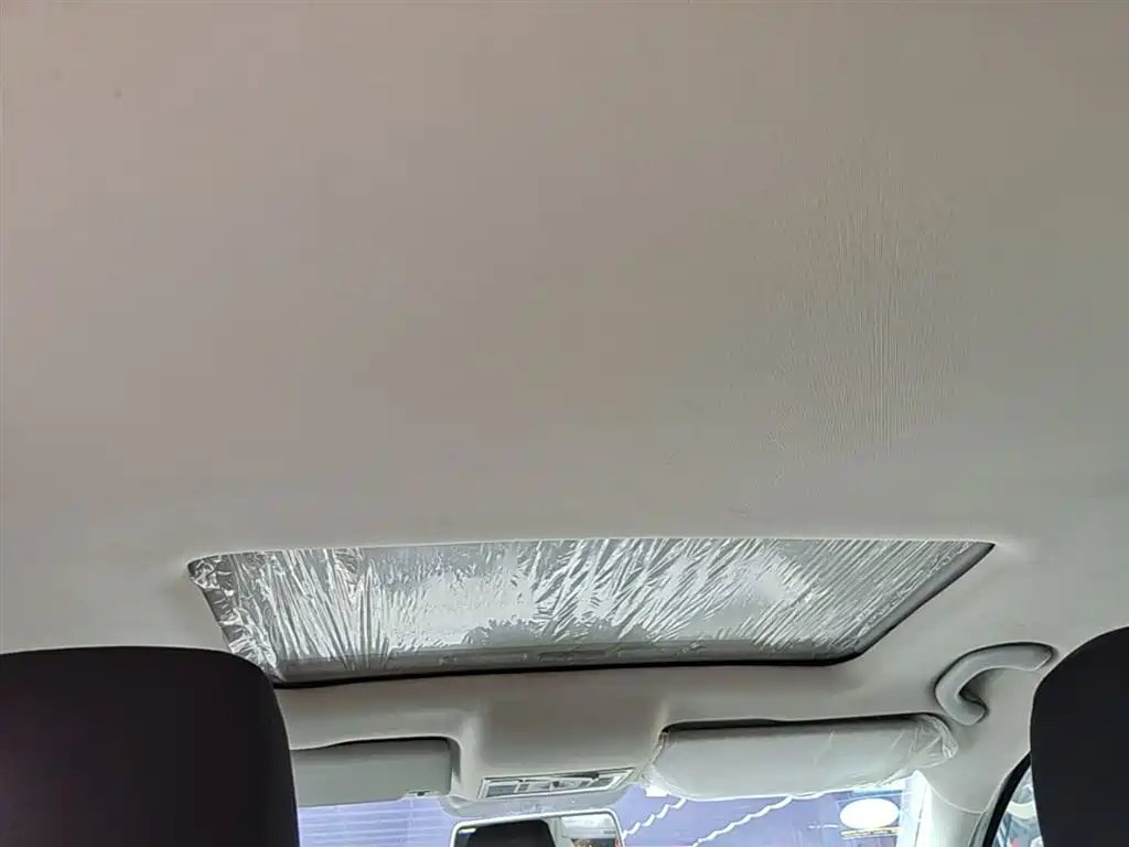 Volkswagen Jetta 2013 1.6L Automatic Comfort фото 18