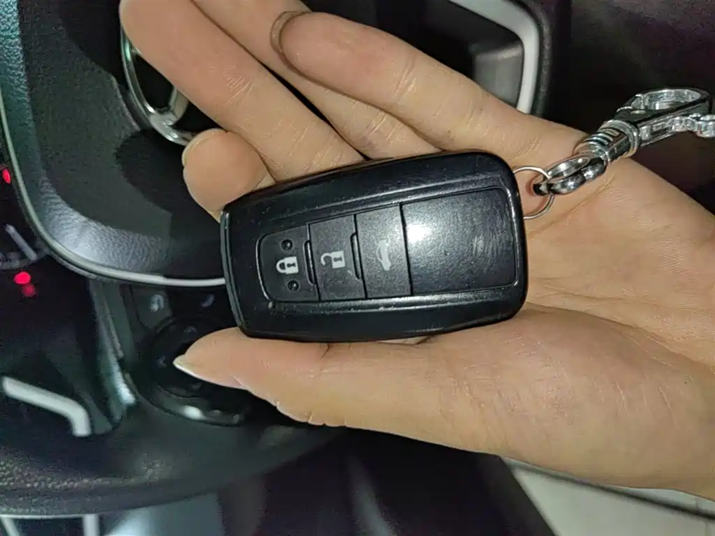 Toyota Corolla 2021 TNGA 1.5L CVT Elite Edition фото 9