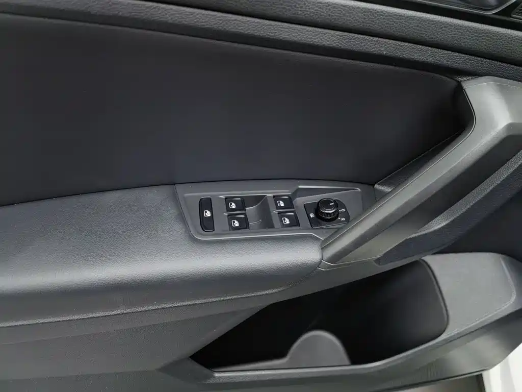 Volkswagen Tiguan, миниатюра 9
